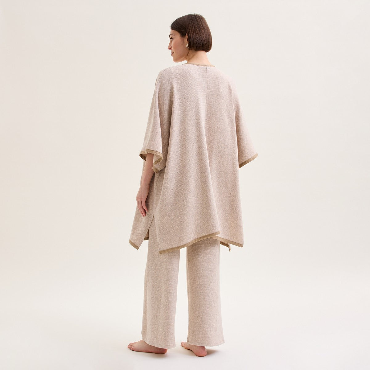 Poncho Anna 3/4 Laurence Tavernier