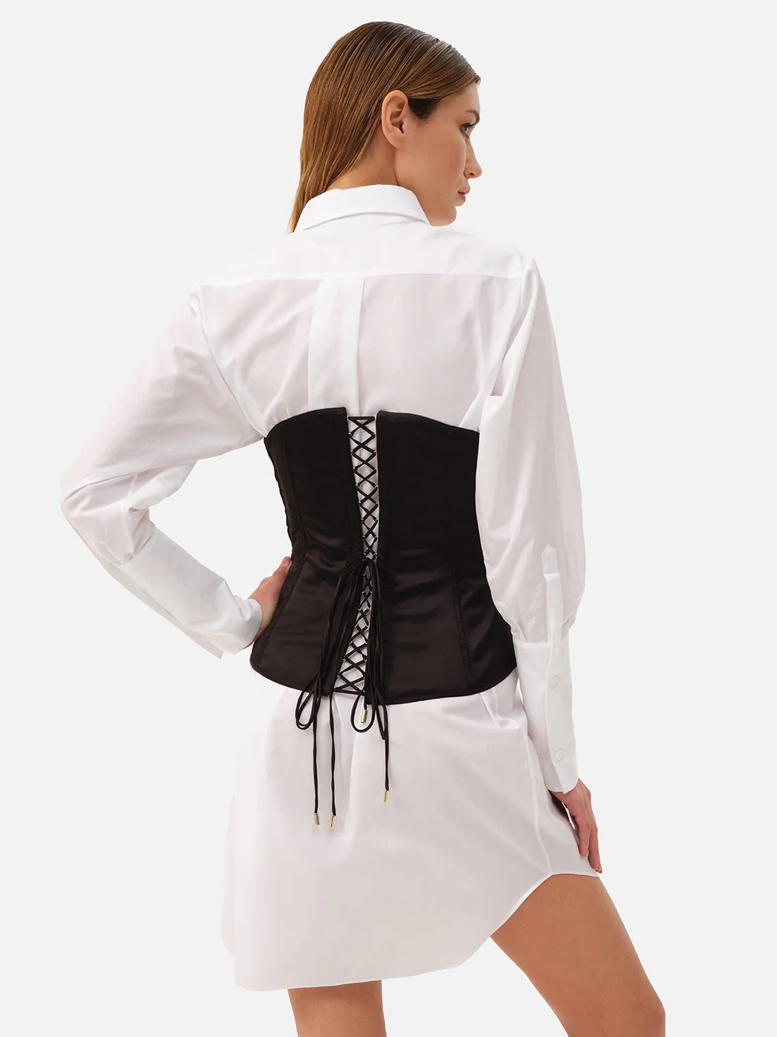 Stringivita Nairn Black Exilia