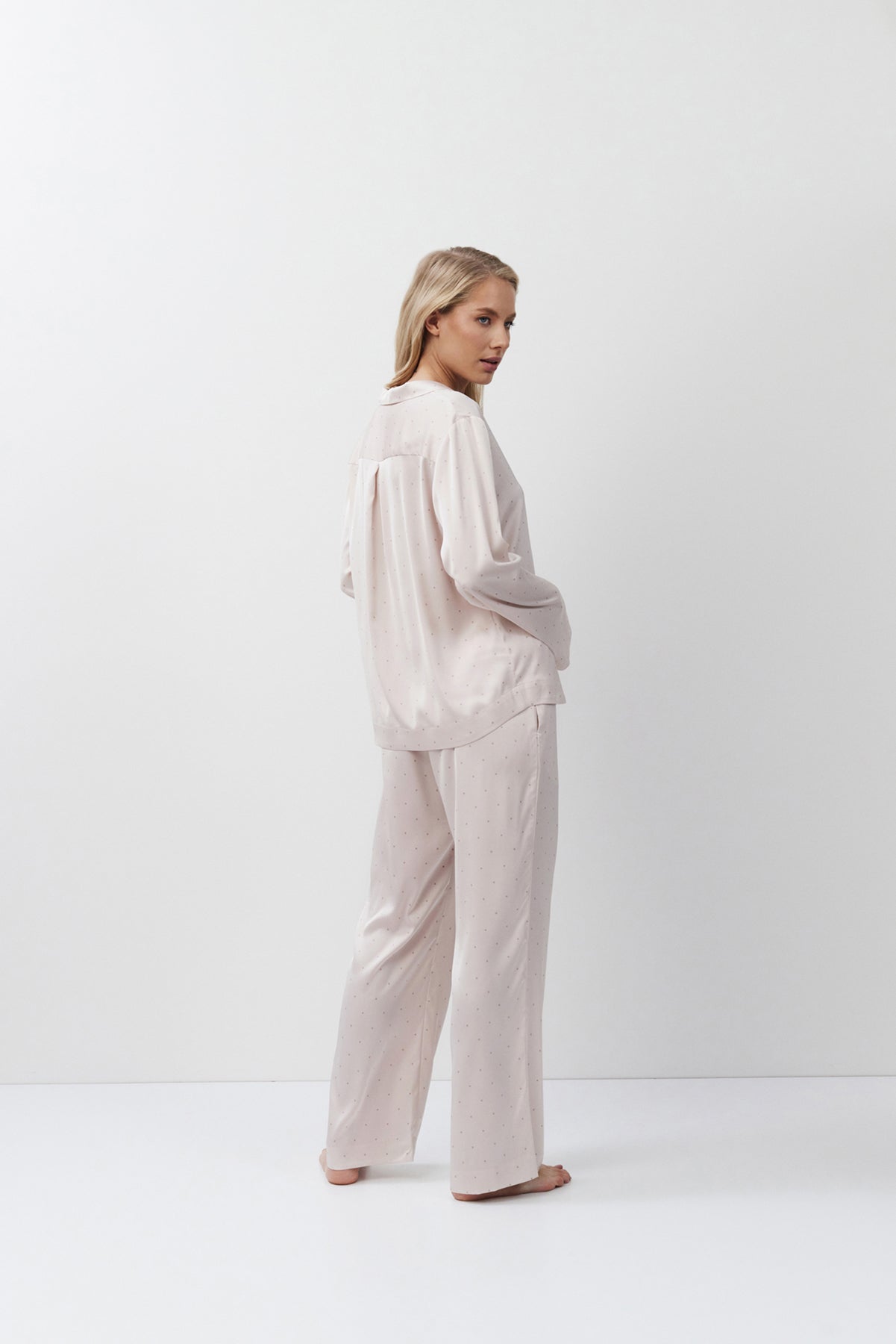 Gwen's Pajamas Aruelle
